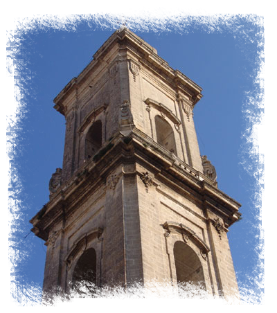 Gravina in Puglia Il campanile di San Francesco