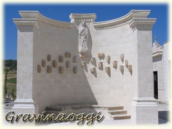 Maria SS. del Suffragio. Un nuovo monumento nel cimitero di Gravina in Puglia 