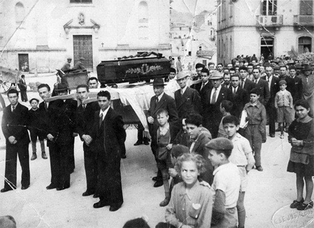 Gravina in Puglia Funerale