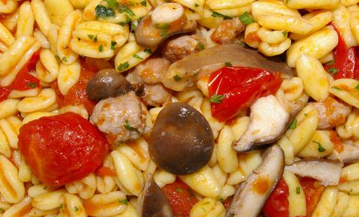 Gravina in Puglia CAVATELLI E FUNGHI