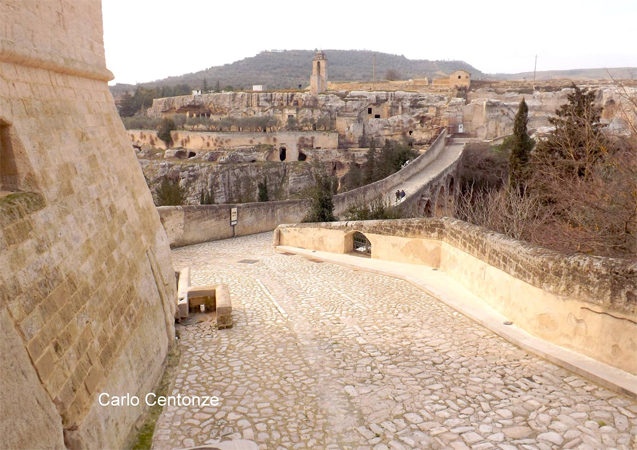 Gravina in Puglia Chiesa - grotta Madonna della Stella o Santa Maria della Stella dal Ponte 